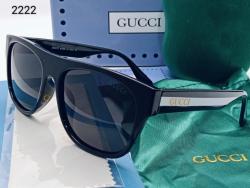 Gucci 2222